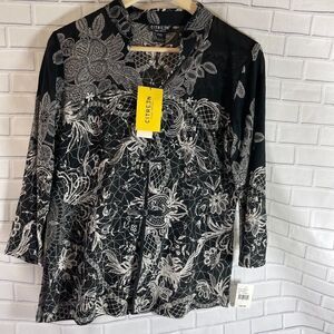 Citron Santa Monica Black Print Frog Closure Top